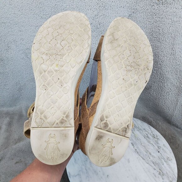 Fly London Shoes Womens EU 40 US 9-9.5 Gold Leather Wink Ankle Strap Sandals - Picture 7 of 14